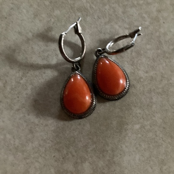 Teardrop red/orange stone earrings - Picture 5 of 5